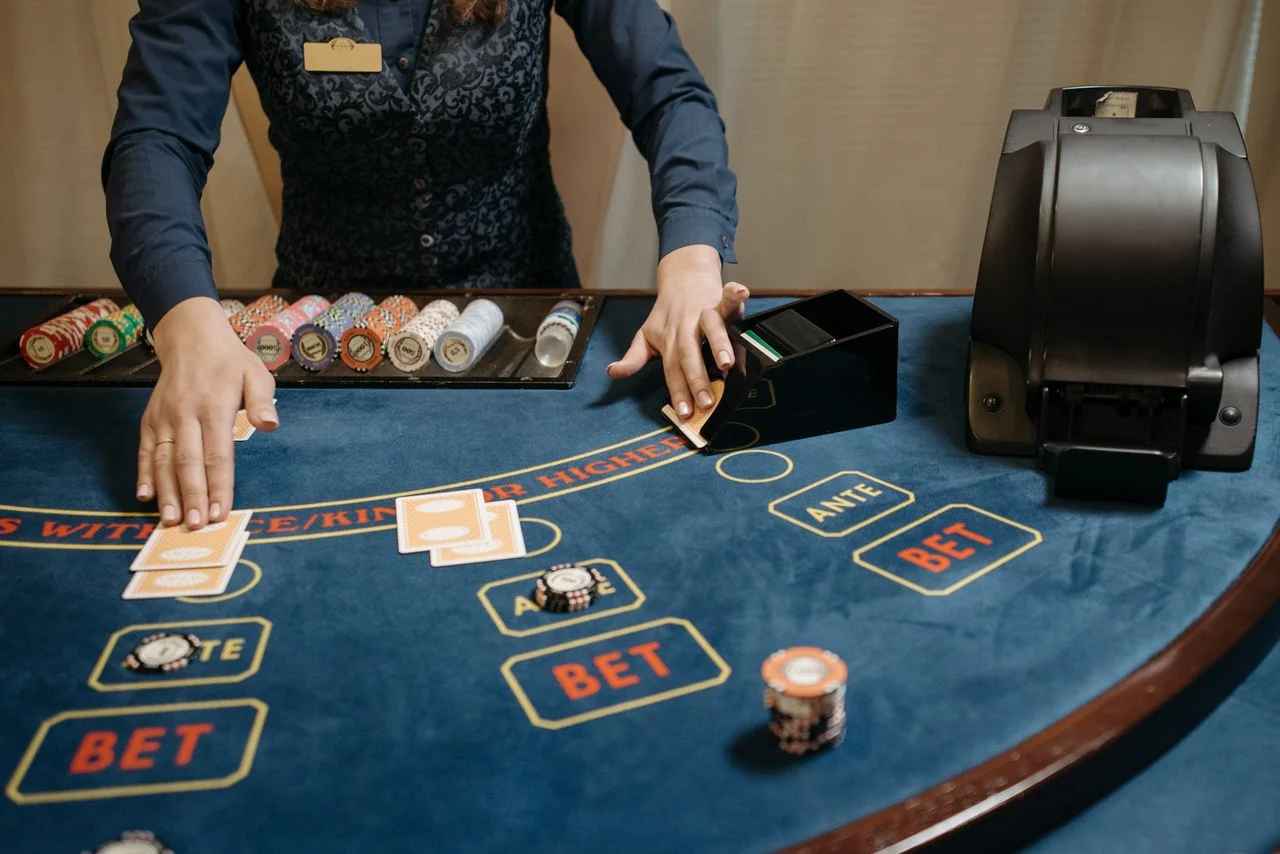 Cách mb67 trình bày Tổng hợp danh mục casino trực tuyến — slot, bàn chơi live, xổ số và trải nghiệm dealer thực.